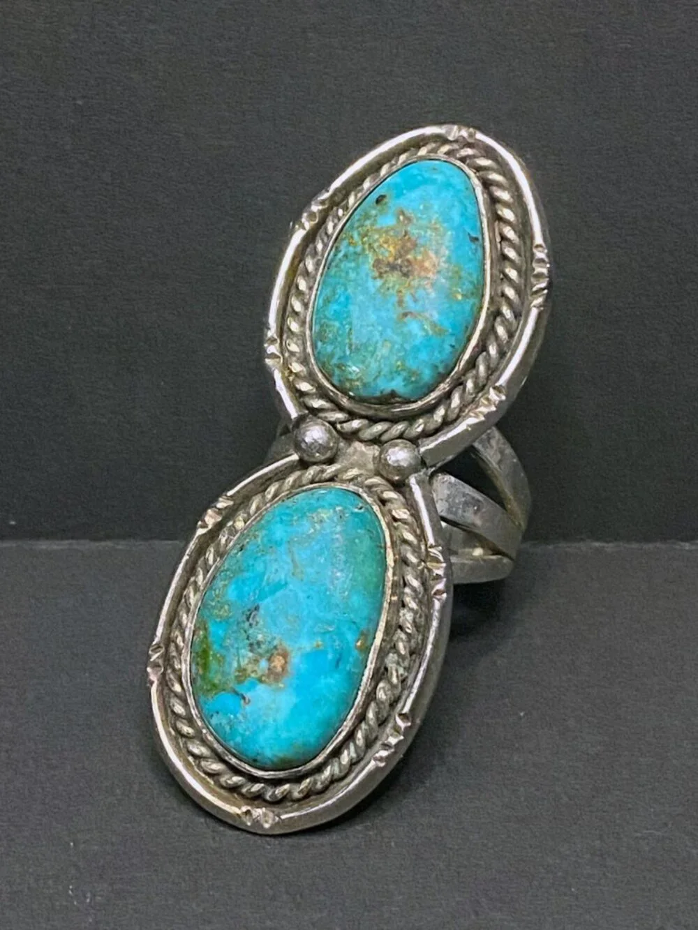 VINTAGE 1960's NATIVE AMERICAN TWO STONE TURQUOISE STERLING SILVER RING